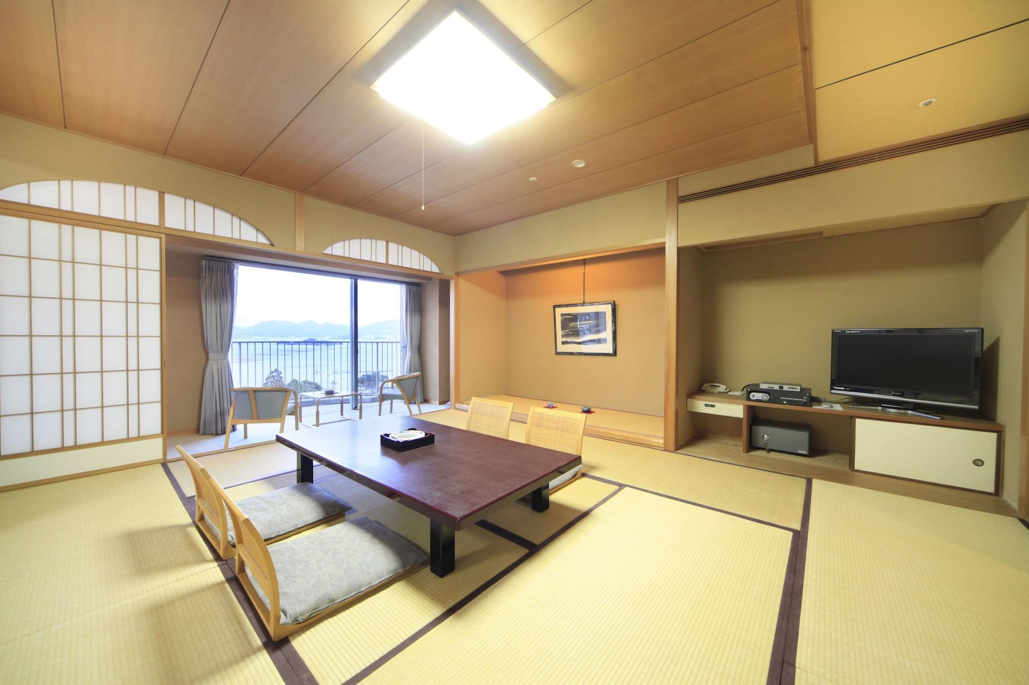 Shirahama Coganoi Resort & Spa Exterior photo